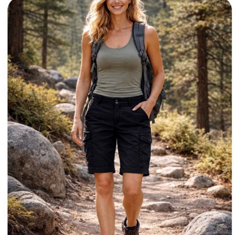 Patagonia Solimar Black Cargo Long Shorts in Nylon Outdoor Lightweight Size 2